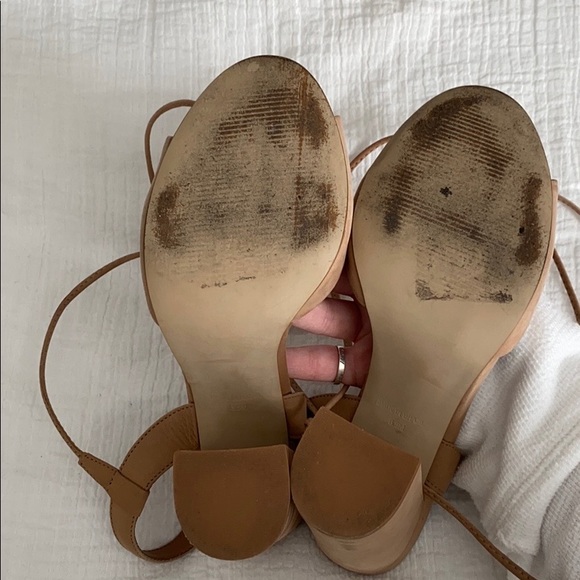 Lace Up Heel - Picture 2 of 4